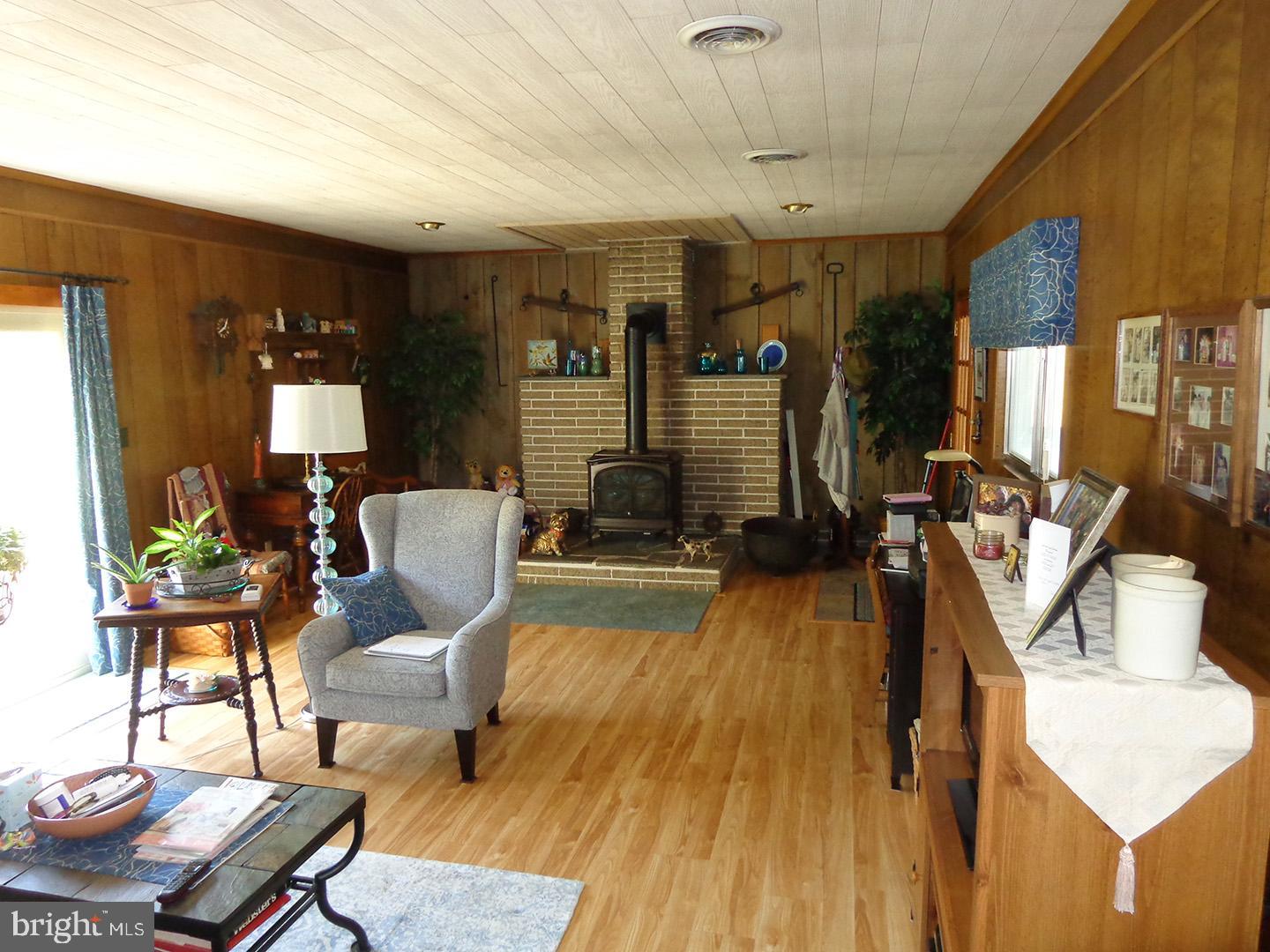 1879 Kline Road Elverson, PA 19520 - Photo 4 of 22 Gallery Image 4