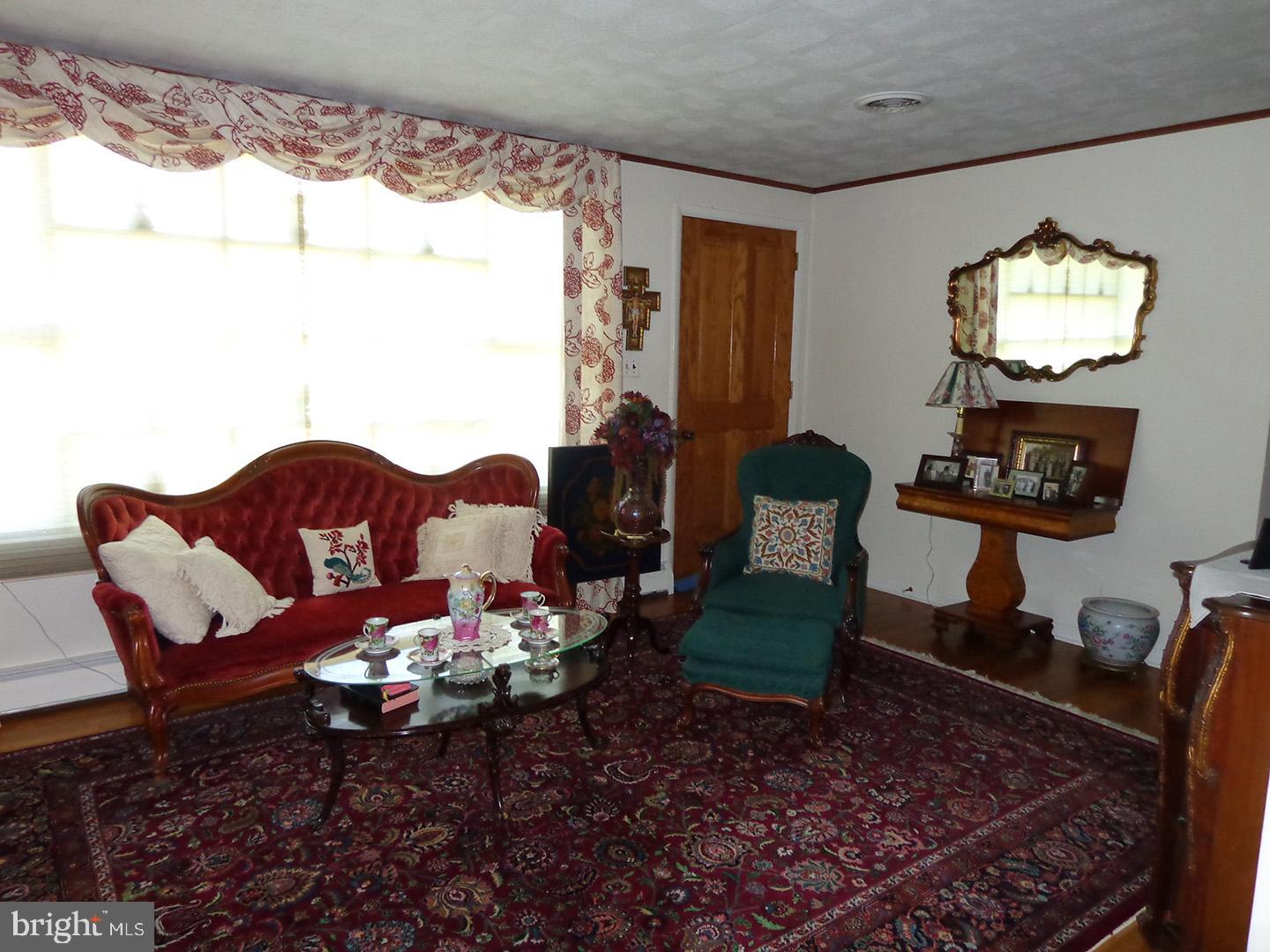1879 Kline Road Elverson, PA 19520 - Photo 9 of 22 Gallery Image 9