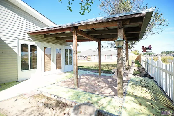 $280,000 | 1403 East Camellia Drive, Thibodaux, LA 70301