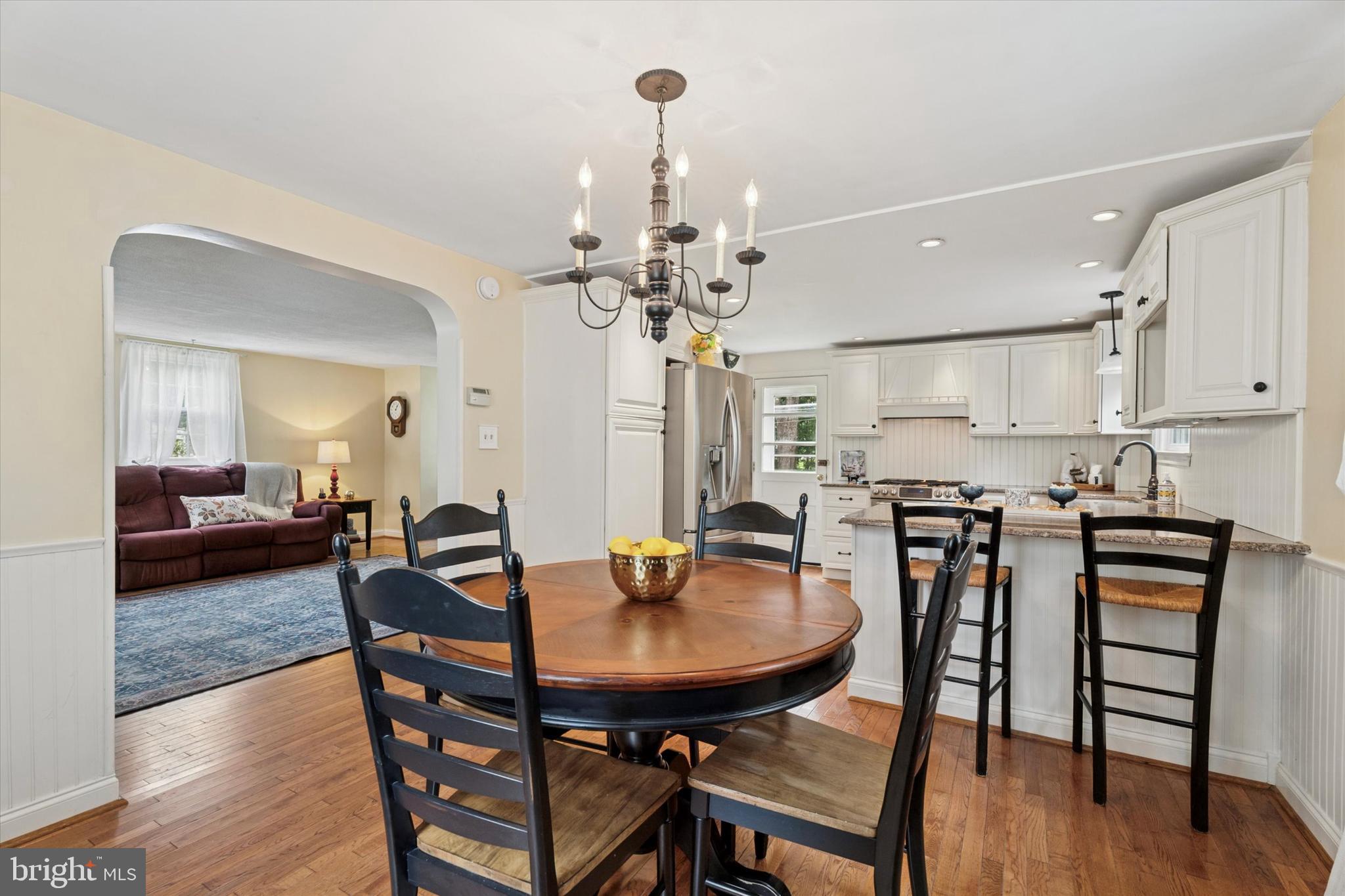 2530 Woodleigh Road Havertown, PA 19083 - Photo 7 of 32
