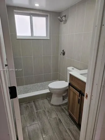 $2,000 | 1151 West 28th Street, Unit 1, Hialeah, FL 33010