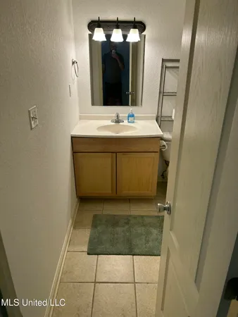 $129,000 | 3230 Cumberland Road, Unit 10, Ocean Springs, MS 39564