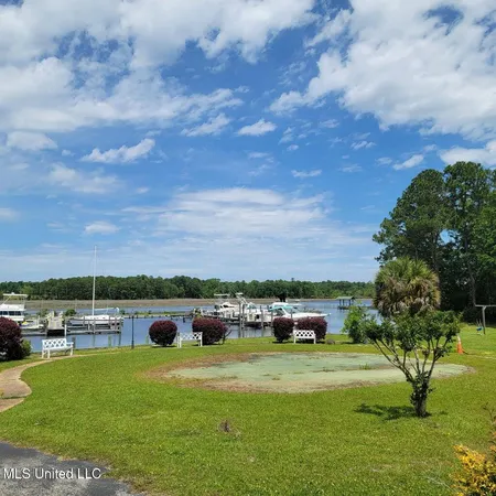 $129,000 | 3230 Cumberland Road, Unit 10, Ocean Springs, MS 39564