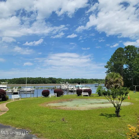 $134,000 | 3230 Cumberland Road, Unit 10, Ocean Springs, MS 39564