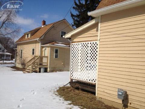 8611 State Road Millington, MI 48746 - Photo 4 of 16 20345120-3.JPG