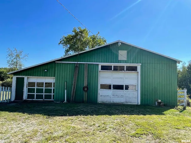 $259,000 | 13675 Highway 45, New Burnside, IL 62967