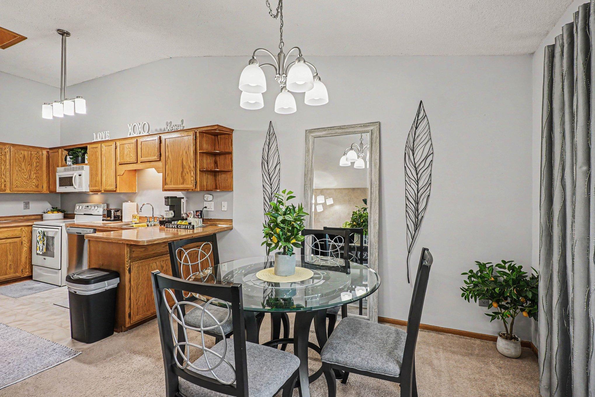 6683 Falstaff Road Woodbury, MN 55125 - Photo 11 of 27