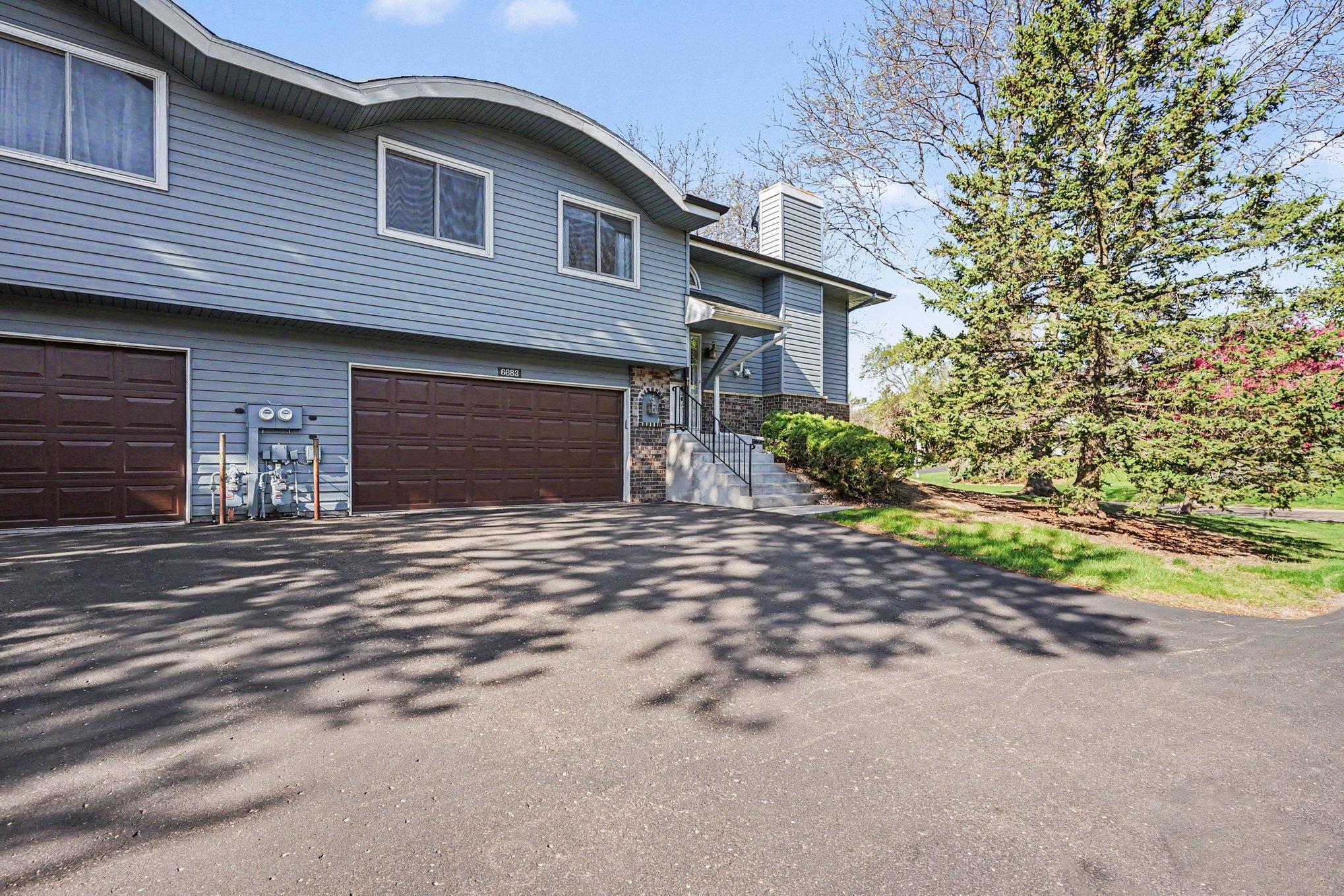6683 Falstaff Road Woodbury, MN 55125 - Photo 2 of 27