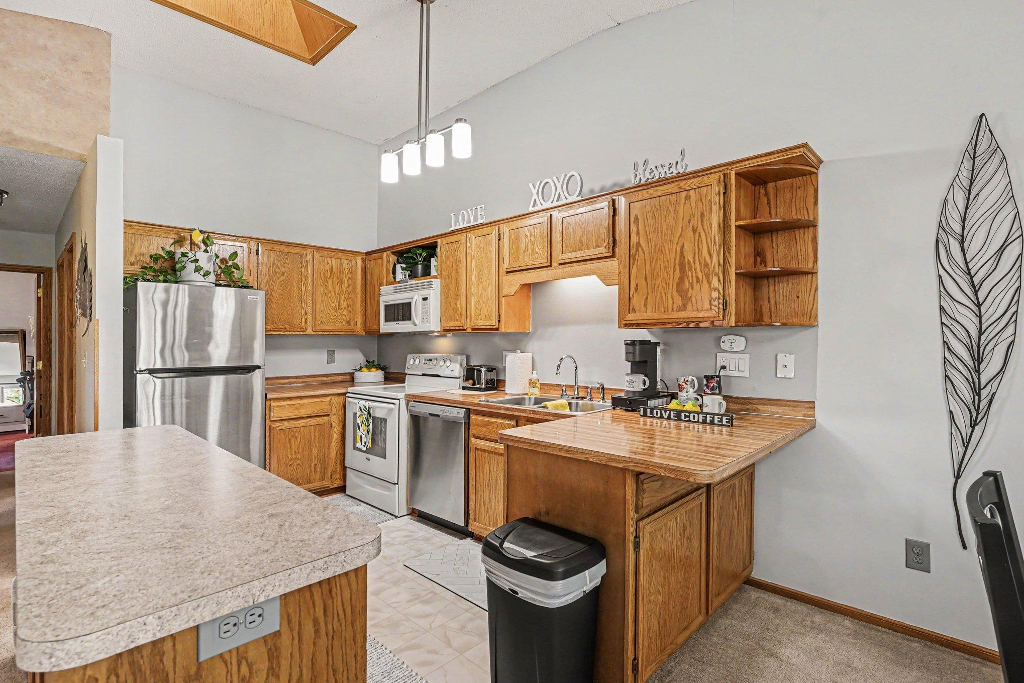 6683 Falstaff Road Woodbury, MN 55125 - Photo 7 of 27