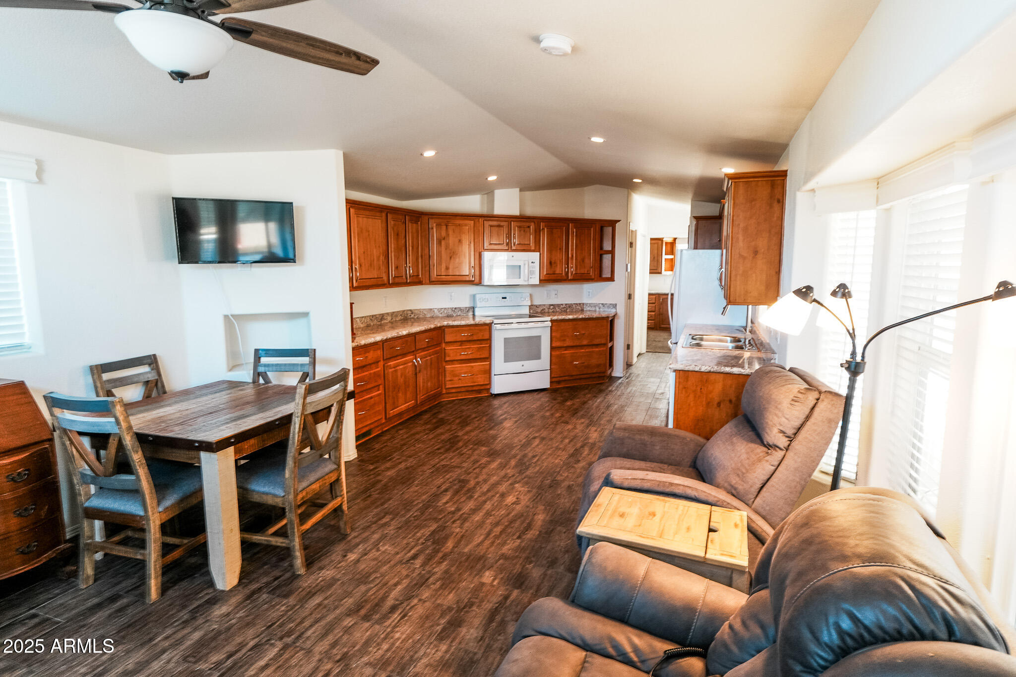 17200 West Bell Road, Unit 11 Surprise, AZ 85374 - Photo 14 of 25 DSC00844