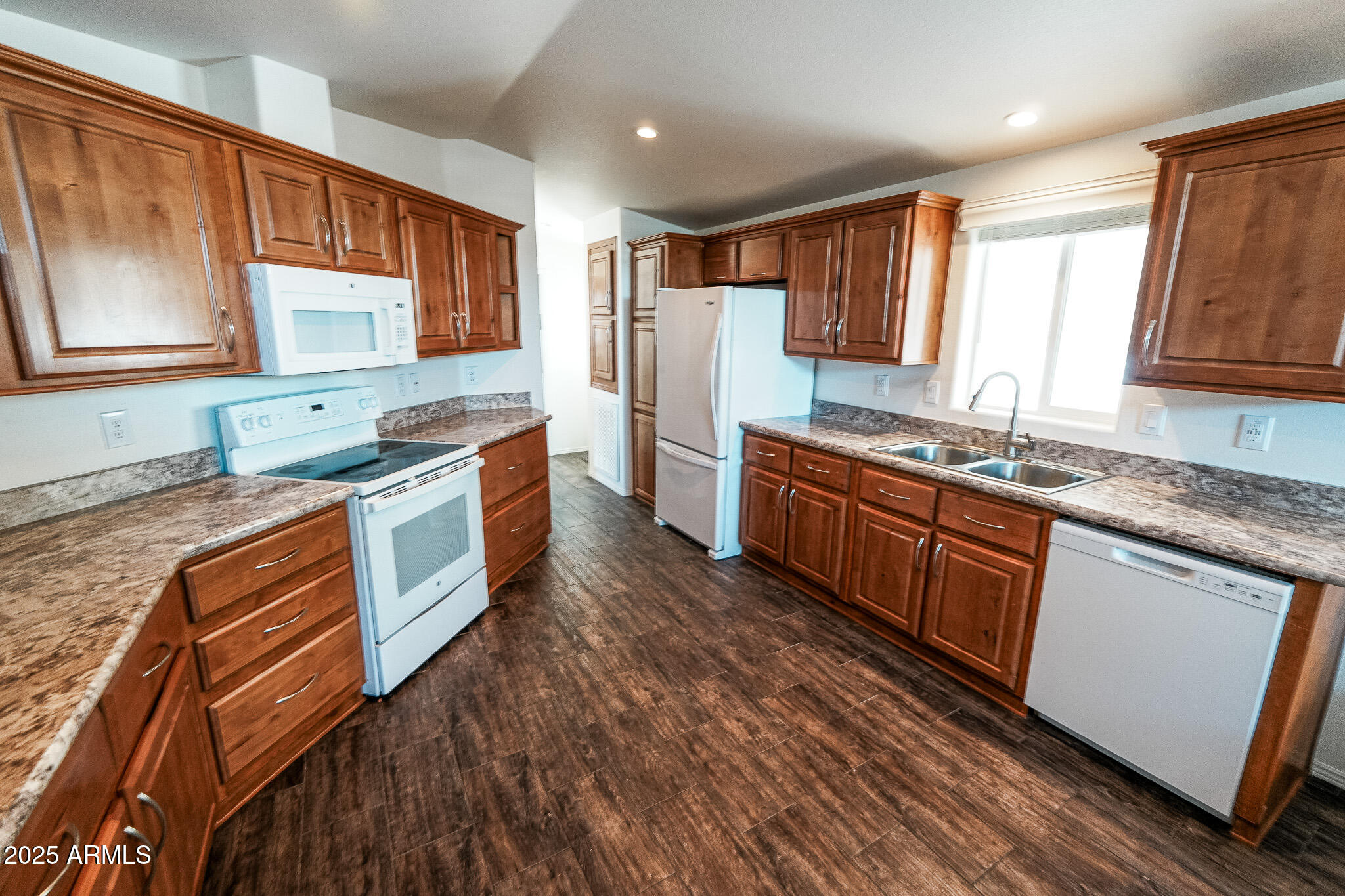 17200 West Bell Road, Unit 11 Surprise, AZ 85374 - Photo 17 of 25 DSC00850