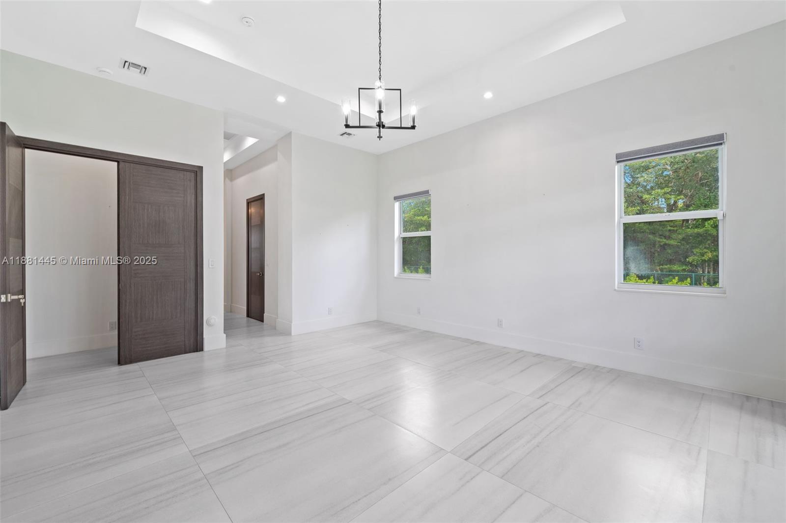 2400 Southwest 112th Avenue Davie, FL 33325 - Photo 28 of 61 Primary Bedroom