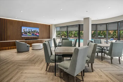 $324,000 | 5000 Montrose Boulevard, Unit 6A, Houston, TX 77006