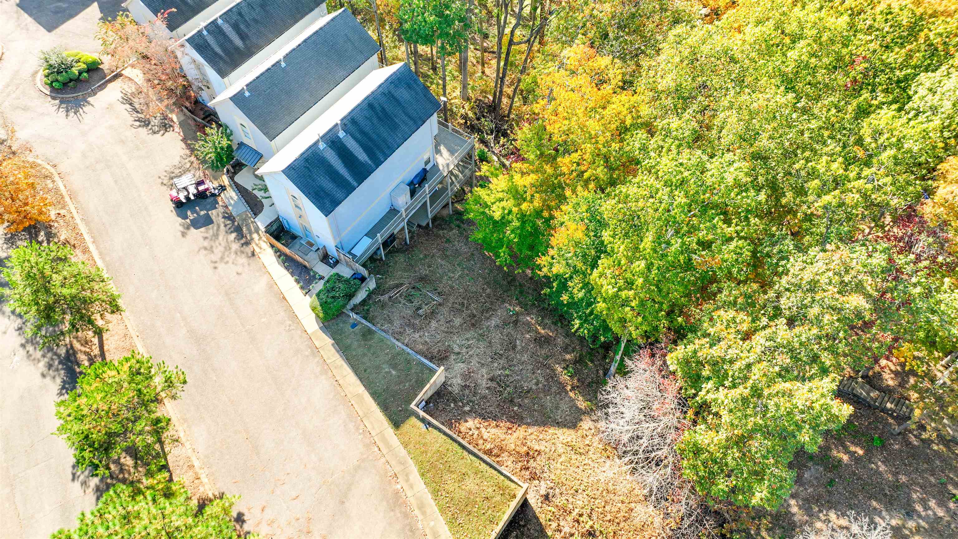 11 Deer Path Savannah, TN 38372 - Photo 16 of 19 a view of a backyard