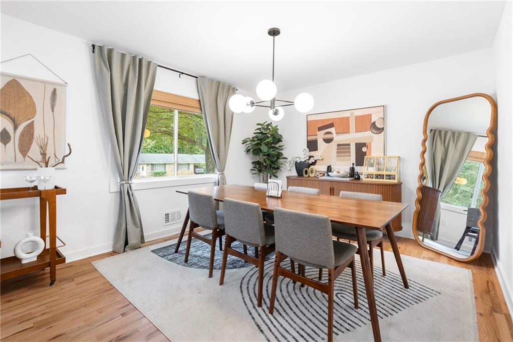 3941 Lake Drive Southeast Smyrna, GA 30082 - Photo 4 of 30