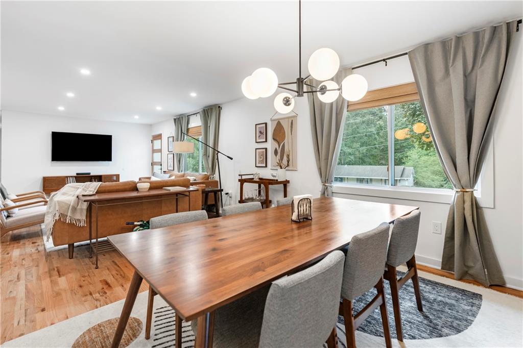 3941 Lake Drive Southeast Smyrna, GA 30082 - Photo 6 of 30