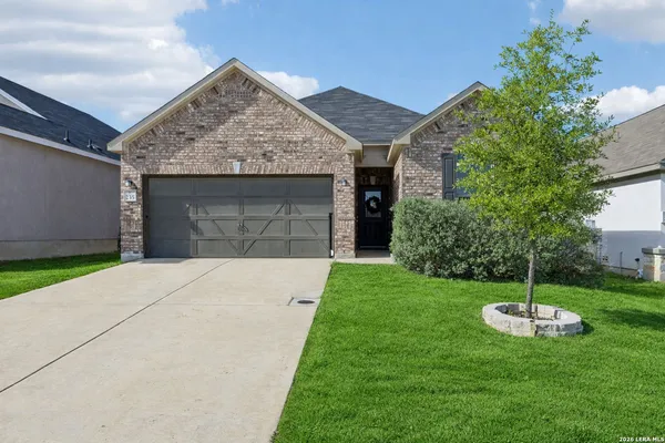 $409,900 | 235 East Granite Shrs Drive, Boerne, TX 78006