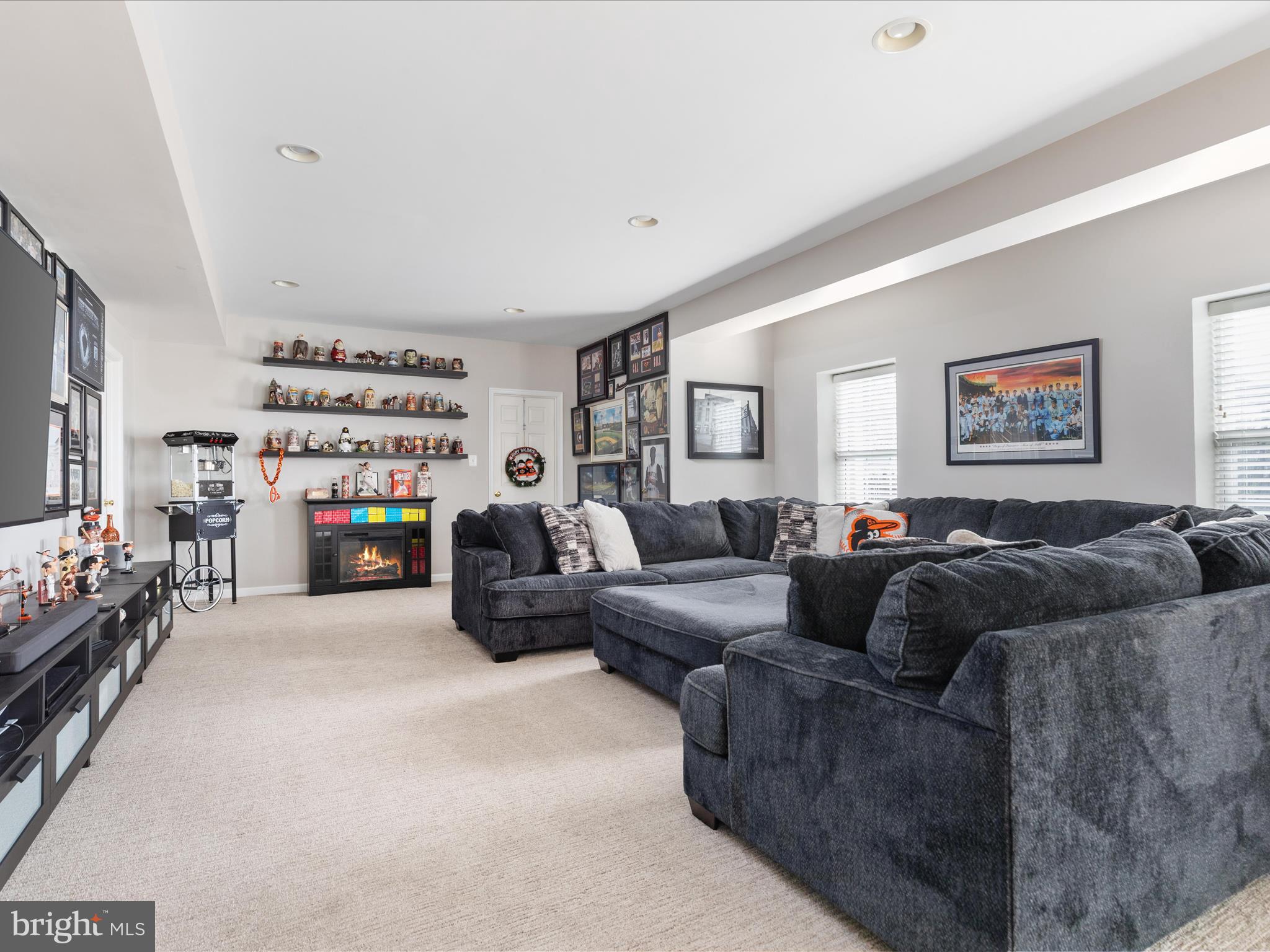 8705 Lords View Loop Gainesville, VA 20155 - Photo 30 of 58 a living room with furniture and a couch