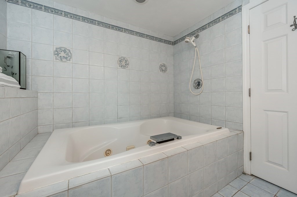 36 Eastview Road Hopkinton, MA 01748 - Photo 26 of 40 Gallery Image 26