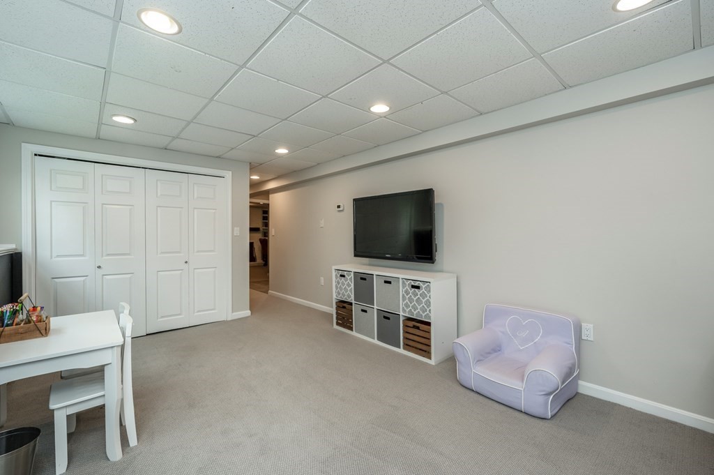 36 Eastview Road Hopkinton, MA 01748 - Photo 29 of 40 Gallery Image 29