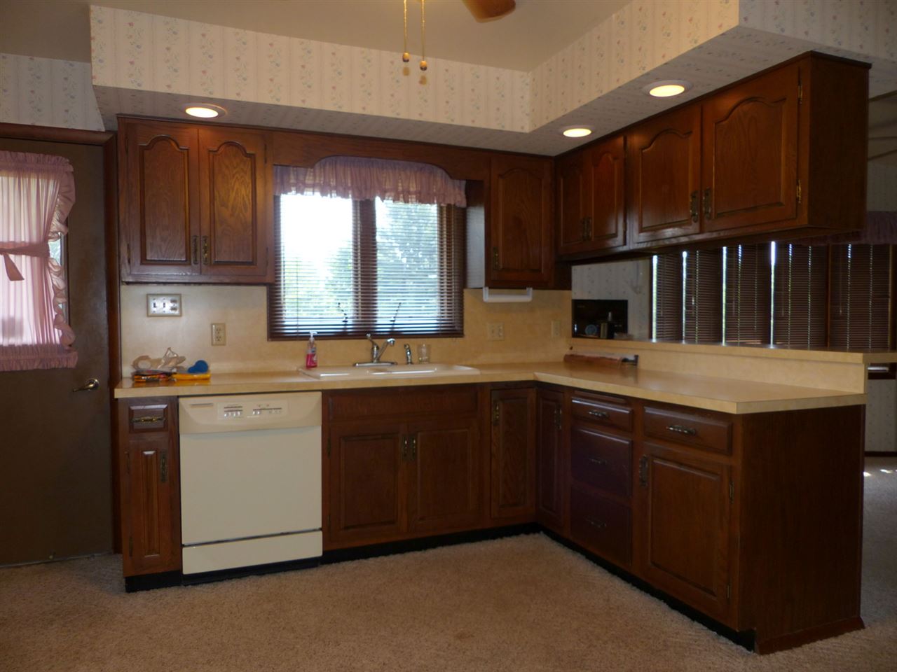 62262 Pine Road North Liberty, IN 46554 - Photo 9 of 36