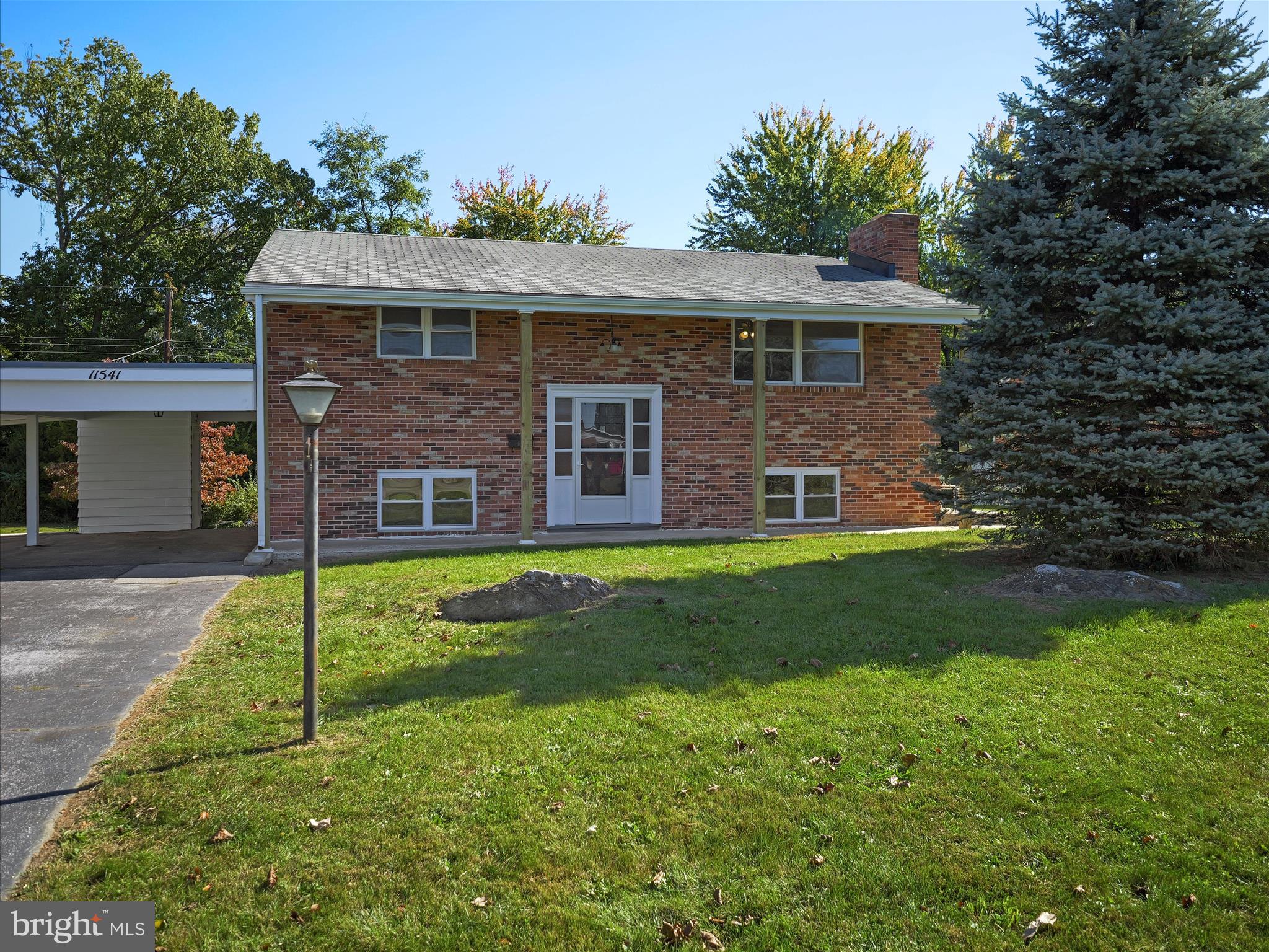 11541 Englewood Road Hagerstown, MD 21740 - Photo 1 of 34