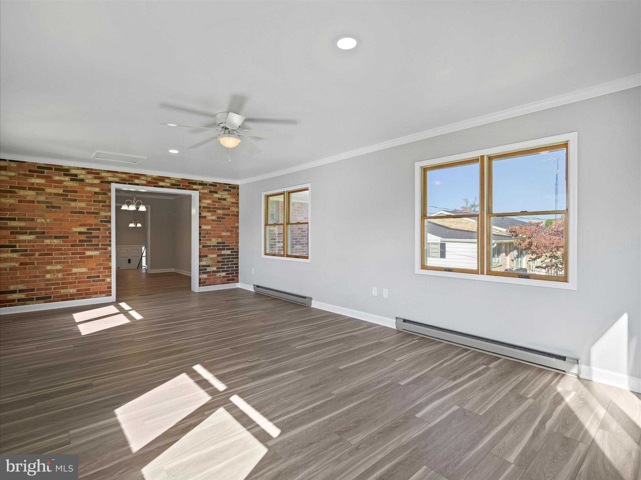 11541 Englewood Road Hagerstown, MD 21740 - Photo 11 of 34 Sun Room