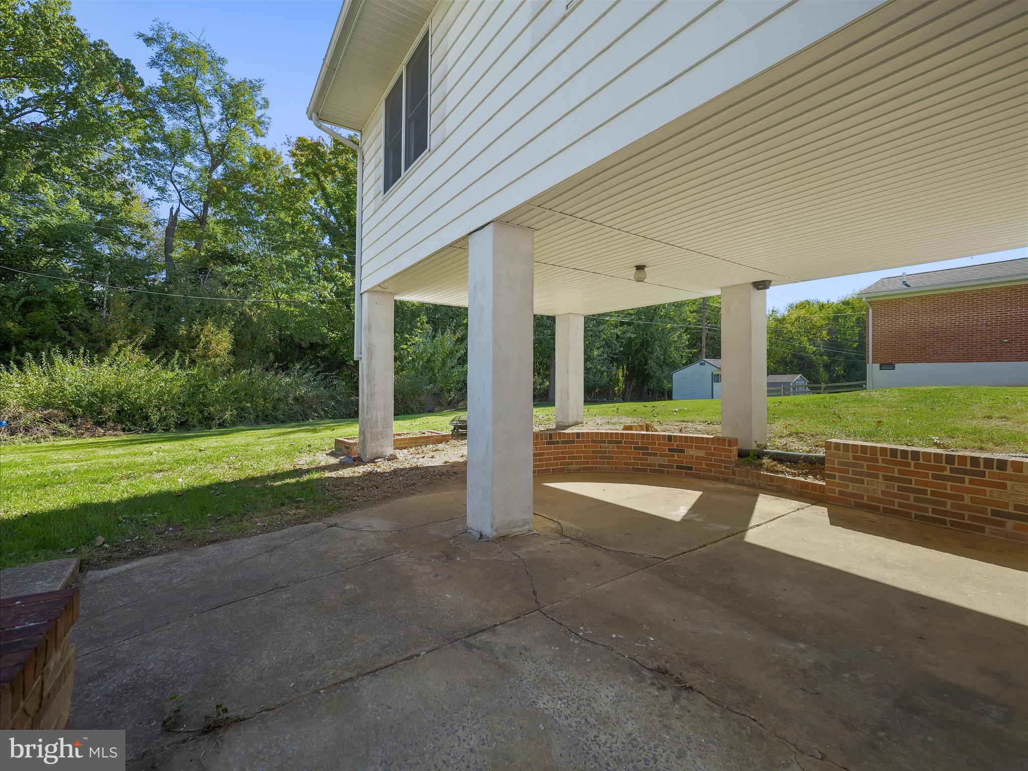 11541 Englewood Road Hagerstown, MD 21740 - Photo 30 of 34 Back Patio