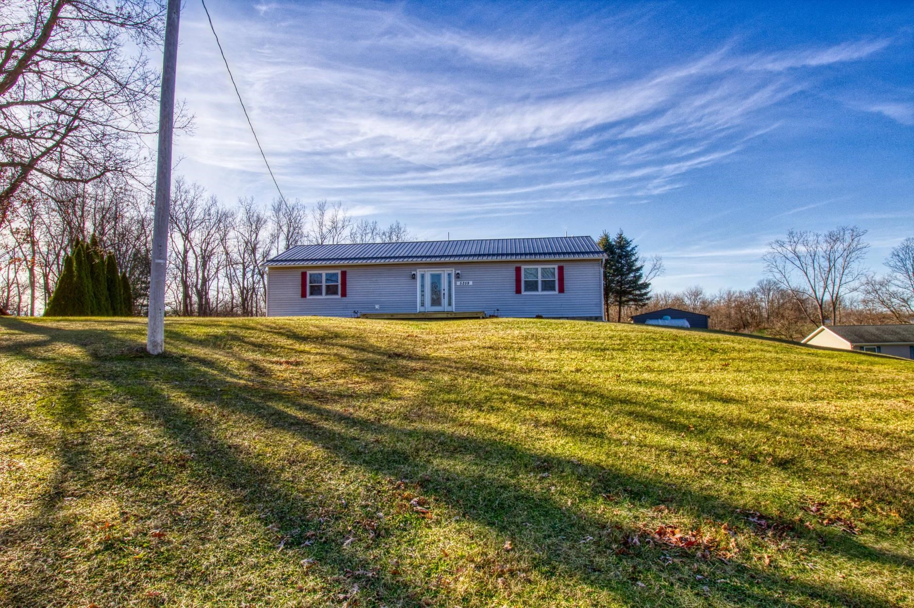 5259 East Washington Road Pierceton, IN 46562 - Photo 22 of 24 Gallery Image 22