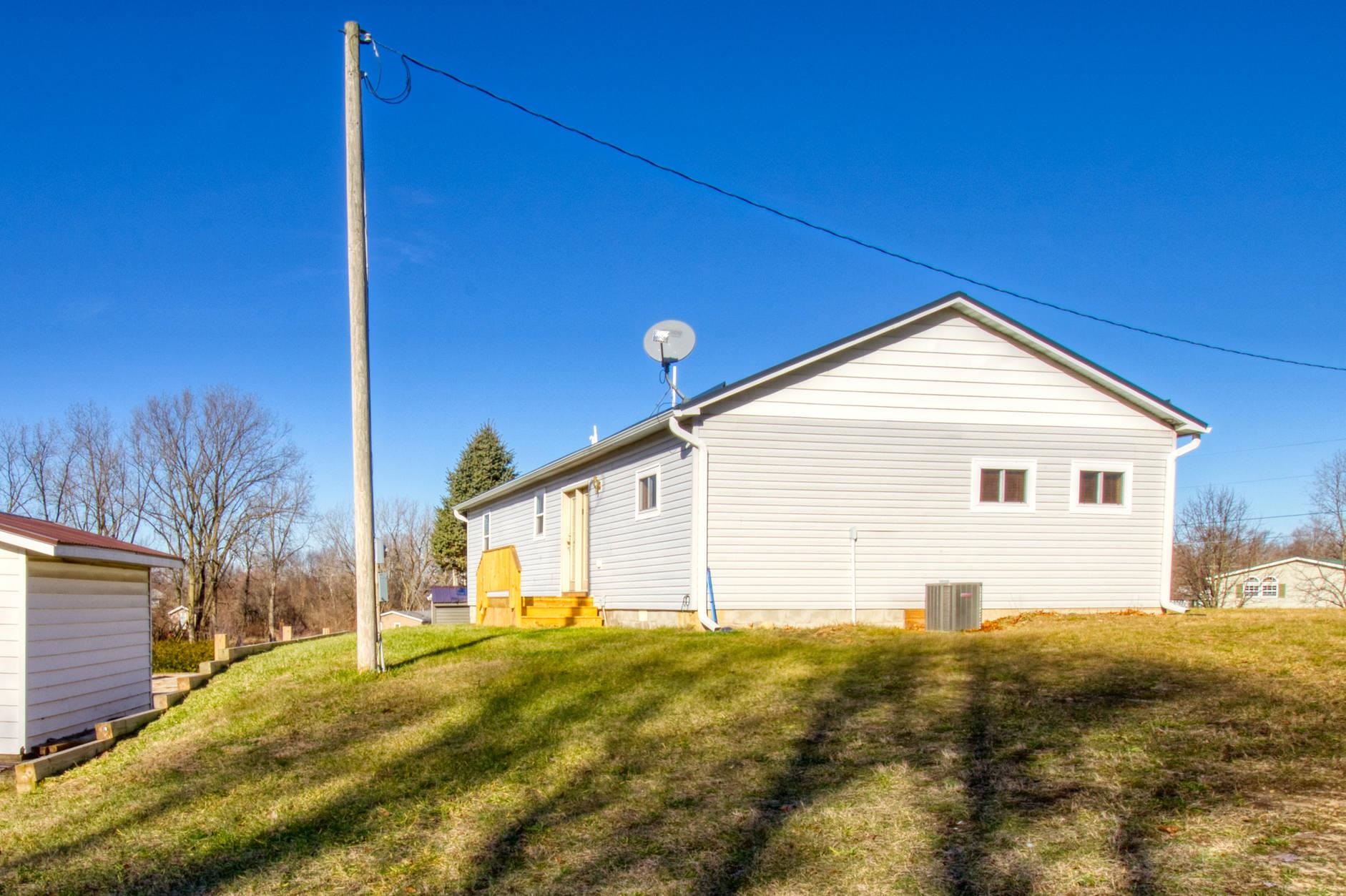 5259 East Washington Road Pierceton, IN 46562 - Photo 23 of 24 Gallery Image 23