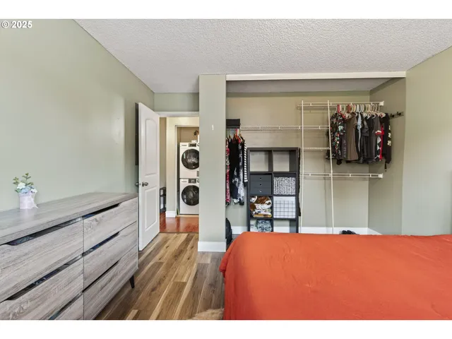 $180,000 | 1611 Northeast Hale Place, Gresham, OR 97030