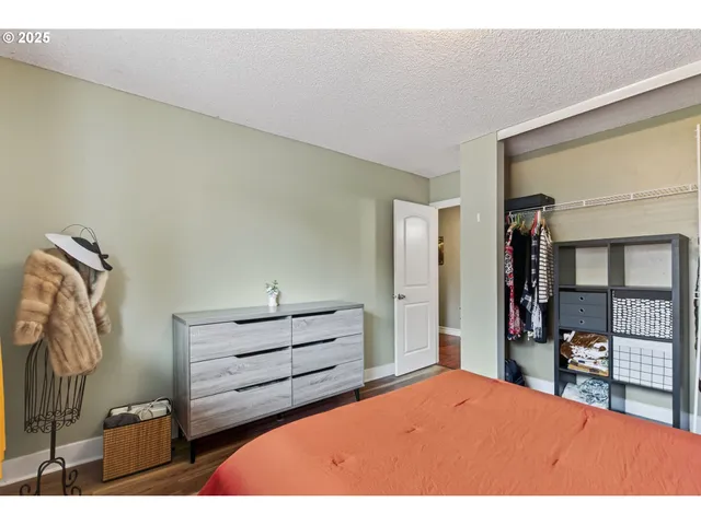 $180,000 | 1611 Northeast Hale Place, Gresham, OR 97030