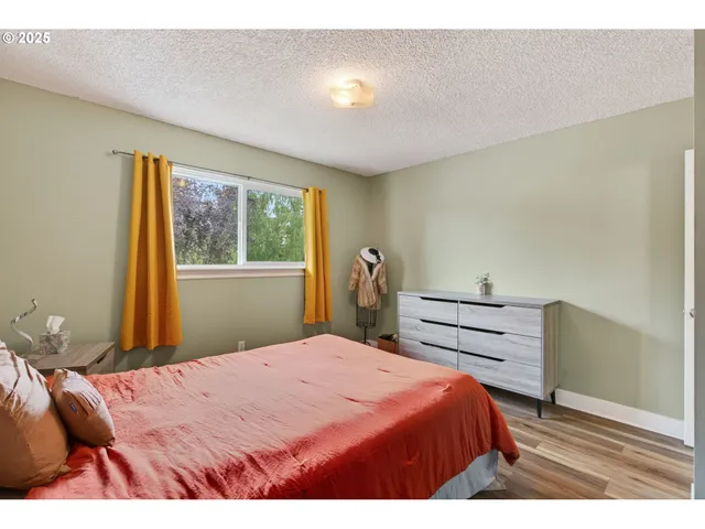 $180,000 | 1611 Northeast Hale Place, Gresham, OR 97030