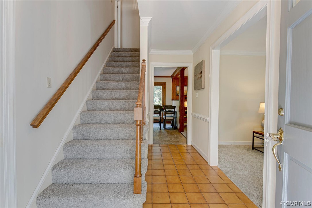 3414 Walkers Ferry Road Midlothian, VA 23112 - Photo 4 of 34 a view of a hallway with wooden floor and staircase