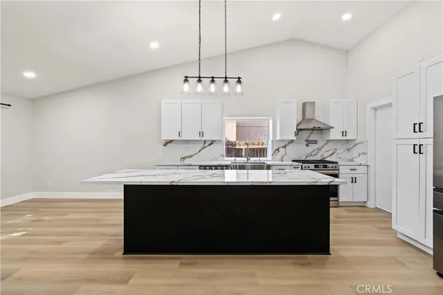 $2,950 | 1008 East Avenue J7, Lancaster, CA 93535