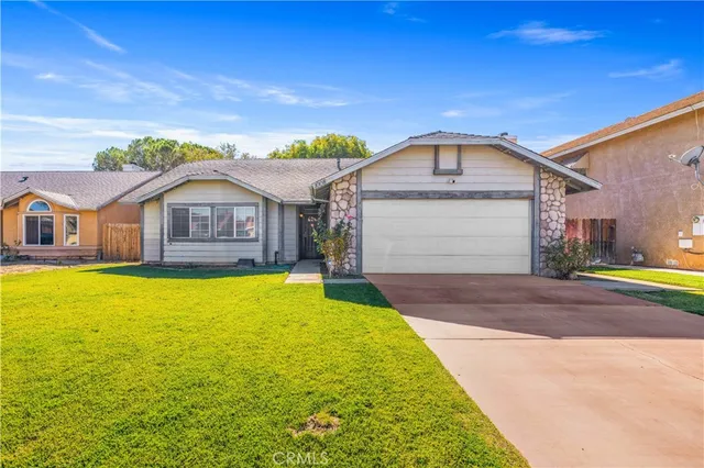 $2,950 | 1008 East Avenue J7, Lancaster, CA 93535