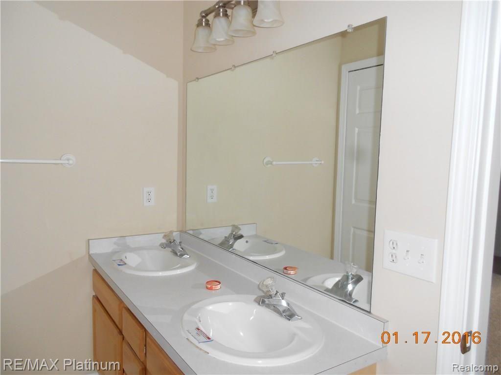 4753 East Clyde Road Howell, MI 48855 - Photo 6 of 12
