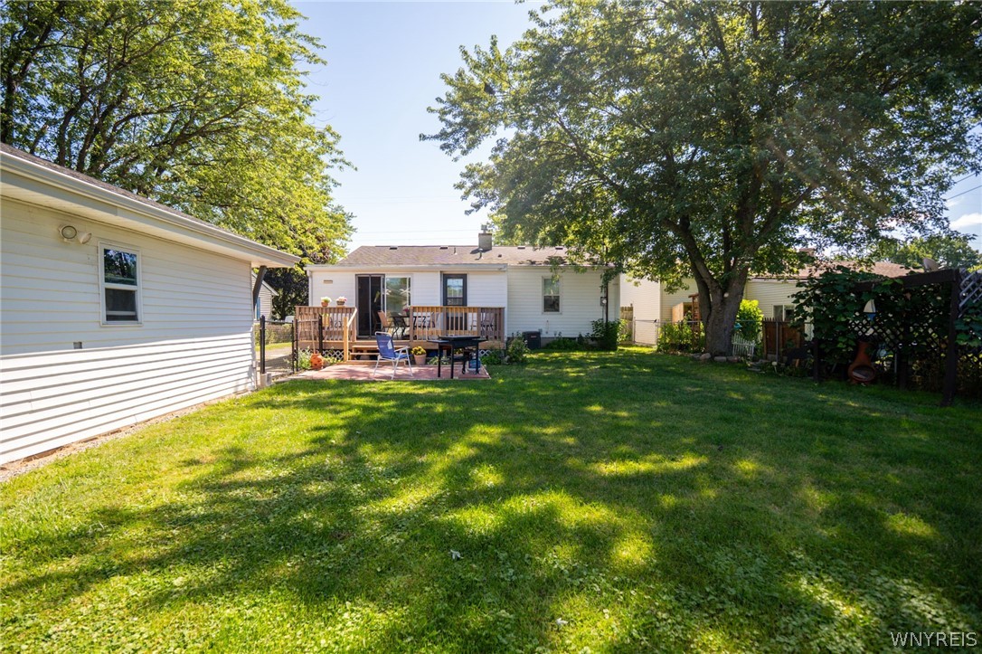160 Frederick Road Tonawanda, NY 14150 - Photo 36 of 47 BEAUTIFUL YARD