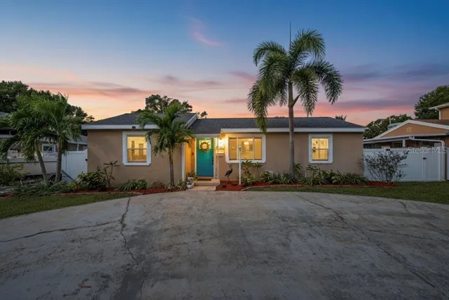 $524,900 | 1334 59th Street North, St. Petersburg, FL 33710