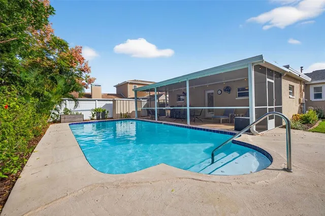 $524,900 | 1334 59th Street North, St. Petersburg, FL 33710