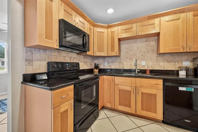 $524,900 | 1334 59th Street North, St. Petersburg, FL 33710