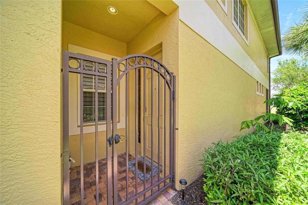 8432 Miramar Way Lakewood Ranch, FL 34202 - Photo 4 of 82