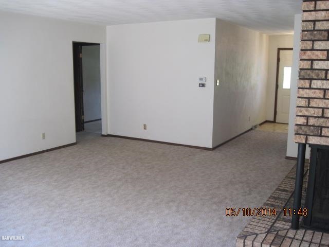 710 Quail Ridge Drive Freeport, IL 61032 - Photo 18 of 24 Gallery Image 18