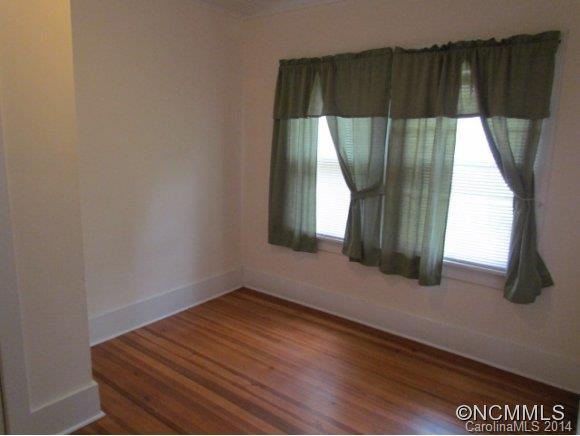 173 Markham Road Tryon, NC 28782 - Photo 8 of 10 Gallery Image 8