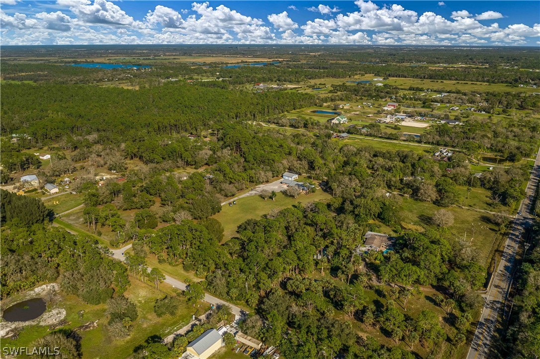 20100 Haskins Road North Fort Myers, FL 33917 - Photo 8 of 35 a view of an ocean from a house