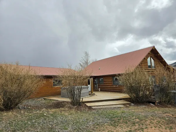 $725,000 | 1404 Warm Springs Drive, Dubois, WY 82513