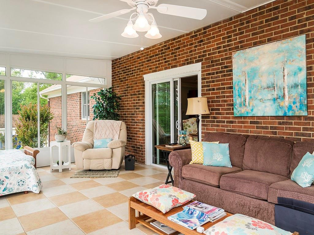 2472 Rogers Road Graham, NC 27253 - Photo 10 of 29 Gallery Image 10