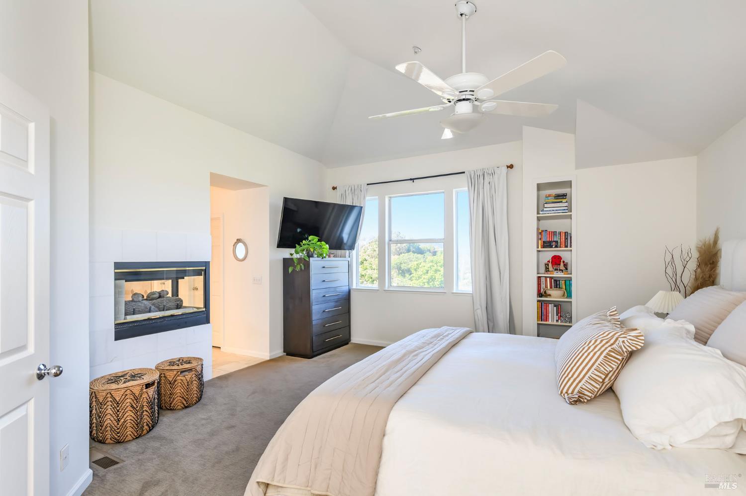13 Laurel Glen Terrace San Rafael, CA 94903 - Photo 16 of 26 Primary Bedroom with Walk in Closet....