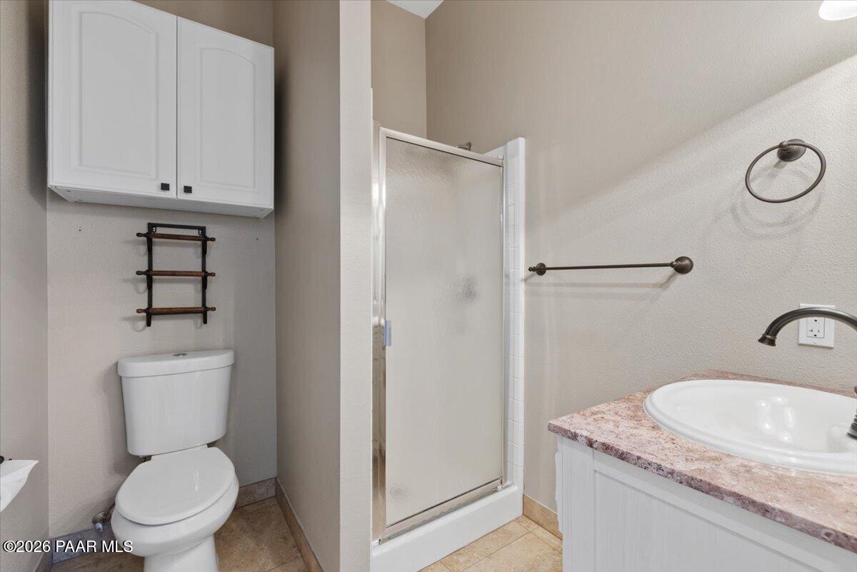 1375 North Rabbit Ridge Road Dewey, AZ 86327 - Photo 17 of 86 16-Bathroom 1