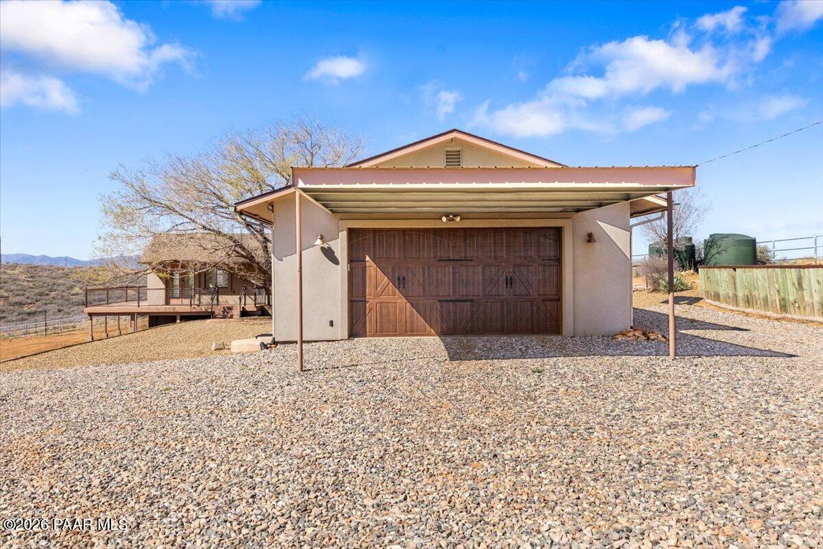 1375 North Rabbit Ridge Road Dewey, AZ 86327 - Photo 4 of 86 03-Front Garage